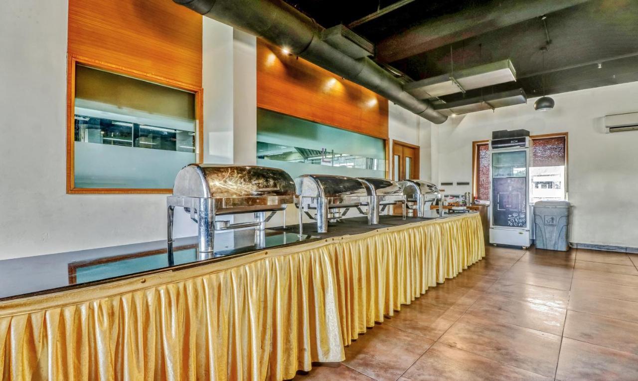 Medora Hotel Кожикоде Экстерьер фото